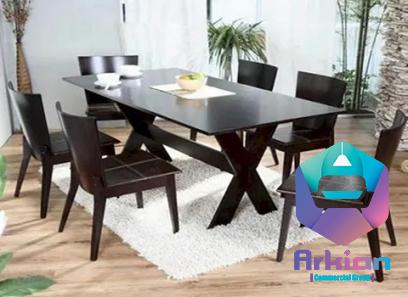 black wood dining table with complete explanations and familiarization